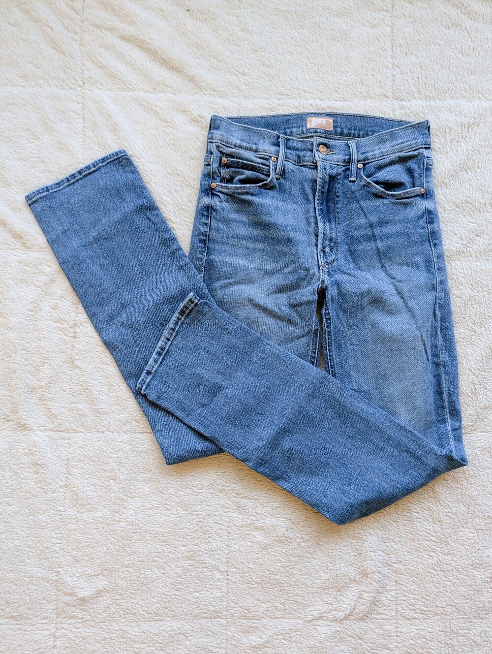 MOTHER The Mid Rise Dazzler Straight Leg Jeans